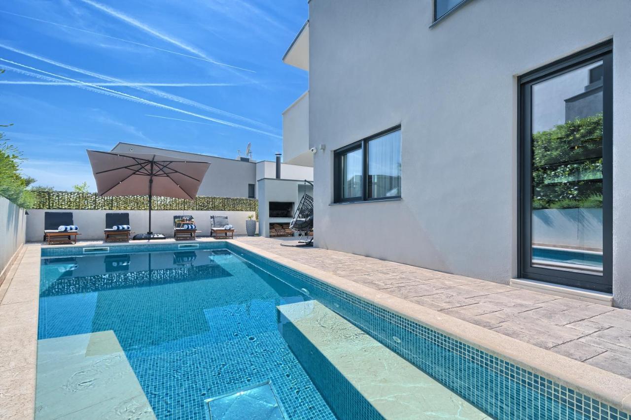 Villa Celestial Near Split Podstrana Buitenkant foto